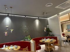 -蜜桃餐厅·伴山(海岸城店)