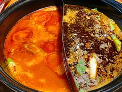 鸳鸯锅底-袁记串串香(川师店)