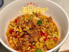 -老湖南民间菜·牛肉十八炒(花都店)