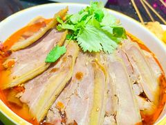 -依呀呀ktv烧烤小串(中山西路店)