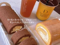 -顶东面包花园·生日蛋糕(世博店)