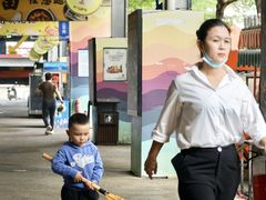 -三亚火车头万人海鲜广场