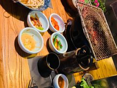 小菜-黑牛の店·和牛烧肉(大悦城店)