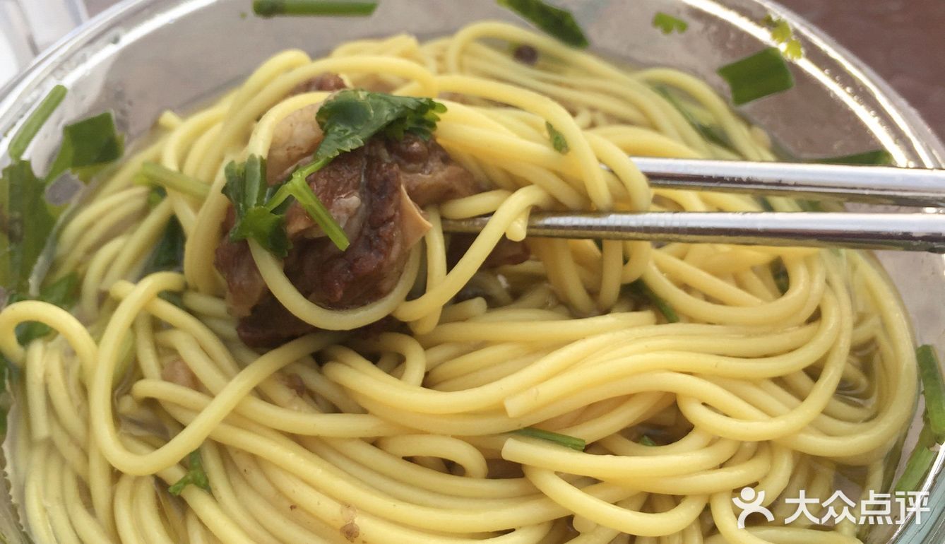 宅女必备的美食，面对着单位食堂难以下咽的菜肴