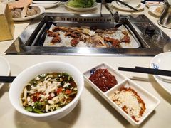 -爱客得牛排海鲜烤肉·火锅自助(春熙路黑金好店)