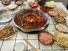 -沪上阿姨·精选茶饮(龙湖滨江天街店)