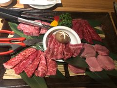 -炼火烤肉店