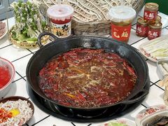 -扎起市井老火锅(乐山总店)