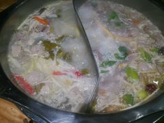 -渝悦花田·大骨火锅(尚贤居店)