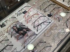 -广州宝岛眼镜武汉和光眼镜市场西区店