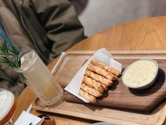 -星巴克臻选(上海合生汇1F店)