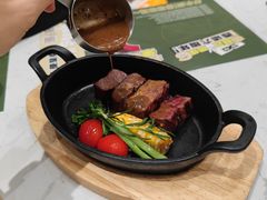 -西语·炭烧牛排(卓越中寰店)