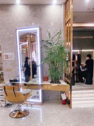 -Meng Lang 梦郎白金店