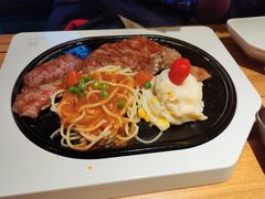 -豪客来牛排(重庆三峡广场步行街1704店)