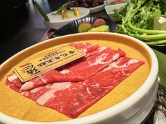 -一绪に和牛寿喜烧(罗湖益田假日店)