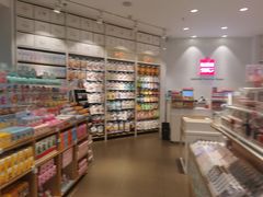 -名创优品(山东青岛市新业广场店)