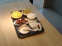 -荟选餐饮徐家汇社区食堂(徐虹北路店)