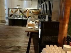 -东华假日酒店自助餐