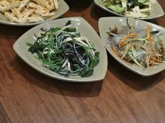 -亮亮面馆(经六路店)