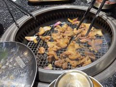 -红泥小火炉·东北泥炉烤肉(天一旗舰店)