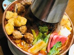 -东口码头·烧鸽子·鱼头泡饼·地方菜(金鹰悦城店)