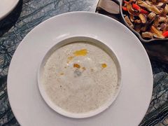 奶油蘑菇汤-TIAGO HOME KITCHEN(王府中环店)