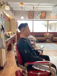 -BarberKiNG男士理发馆Barbershop