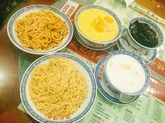 -赵记传承特色牛奶甜品(泉城广场店)