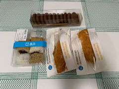 -盒马鲜生(红莲店)