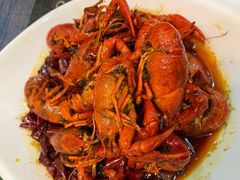 -扒虾小妹儿麻辣海鲜(宏图街店)