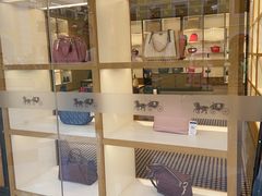 -首创奥特莱斯(西安店)