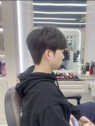-尤司男士国潮理发馆