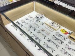-视野联行眼镜·蔡司·控优点授权(长白万象汇店)