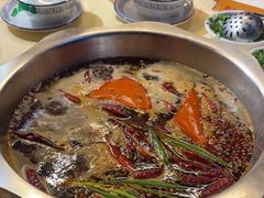 -李记称盘牛杂串串(广厦店)