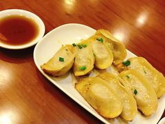 -小姜锅贴(凤凰街店)