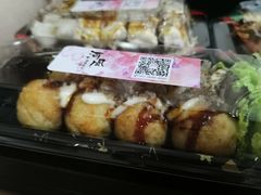 章鱼小丸子-河风精致寿司(双井店)