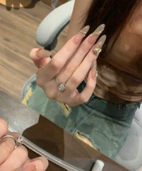 -Wax Brow蜜蜡脱毛美甲美睫眉吧