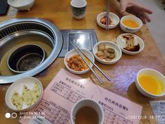 -青纱灯笼韩国料理店