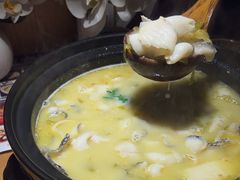 -九锅一堂酸菜鱼(学府凯德店)