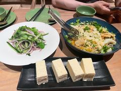 -耶里夏丽·丝路国际·新疆餐厅(浦东区东方路店)