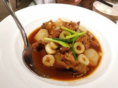 鲍汁萝卜牛腩煲-留半山·香港食堂(啦啦宝都店)
