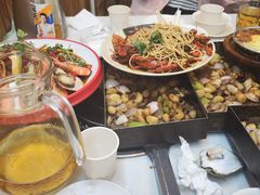 -老东镇啤酒屋海鲜加工·蒸汽海鲜·海鲜烧烤(台东店)