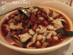 鲶鲶不望-小巴辣子川湘菜餐厅(星游城店)
