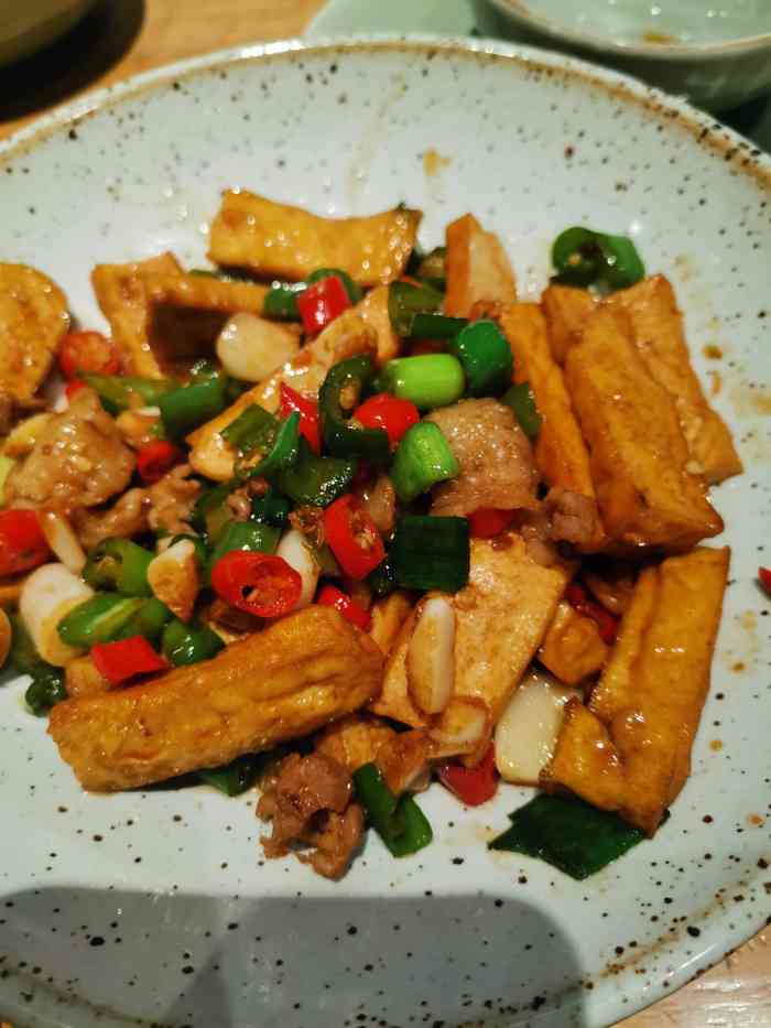 望湘园湖南菜(安亭店)-"周末约姐妹小聚,姐妹喜欢有点辣的菜品,所.