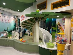 -极橙儿童齿科矫正中心(奥城店)