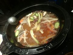 -宽板凳老灶火锅(簋街店)