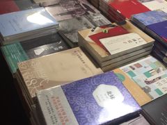 -新华书店(印象城店)