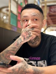 -藤野造型烫发染发