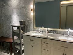 -珠海拱北口岸智选假日酒店