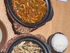 -川堂风·跷脚牛肉·乐山爆炒(宝山日月光店)